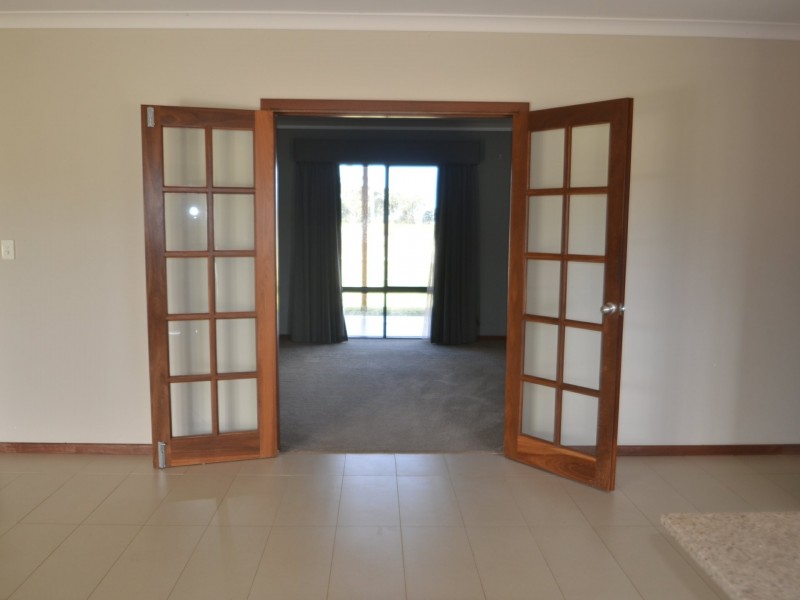 227 Fifth Street, Harvey WA 6220