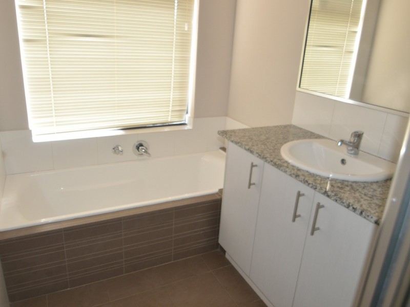 227 Fifth Street, Harvey WA 6220