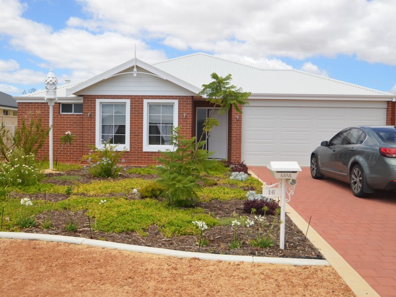 16 Raneri Avenue, Harvey WA 6220
