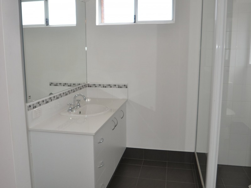 16 Raneri Avenue, Harvey WA 6220