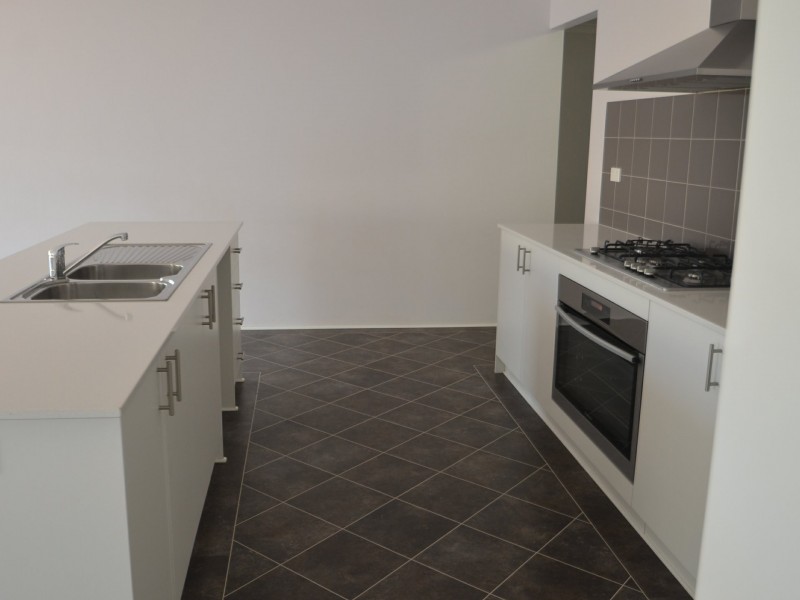 16 Raneri Avenue, Harvey WA 6220