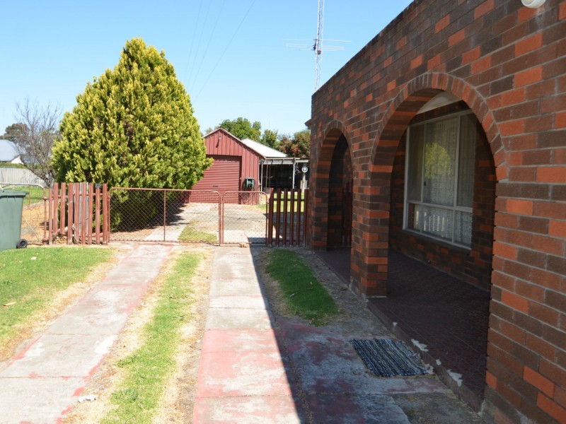 123 Uduc Road, Harvey WA 6220