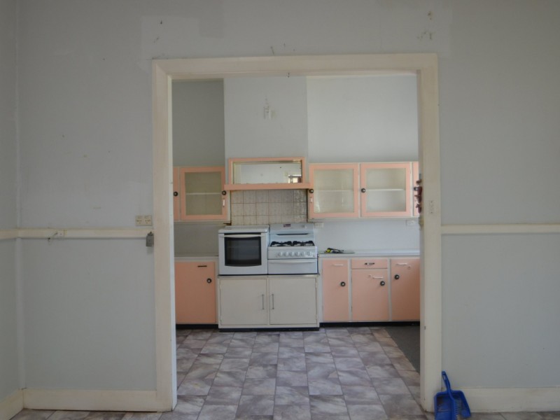 123 Uduc Road, Harvey WA 6220