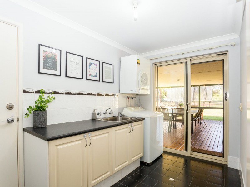 6 Kookaburra Close, Myalup WA 6220