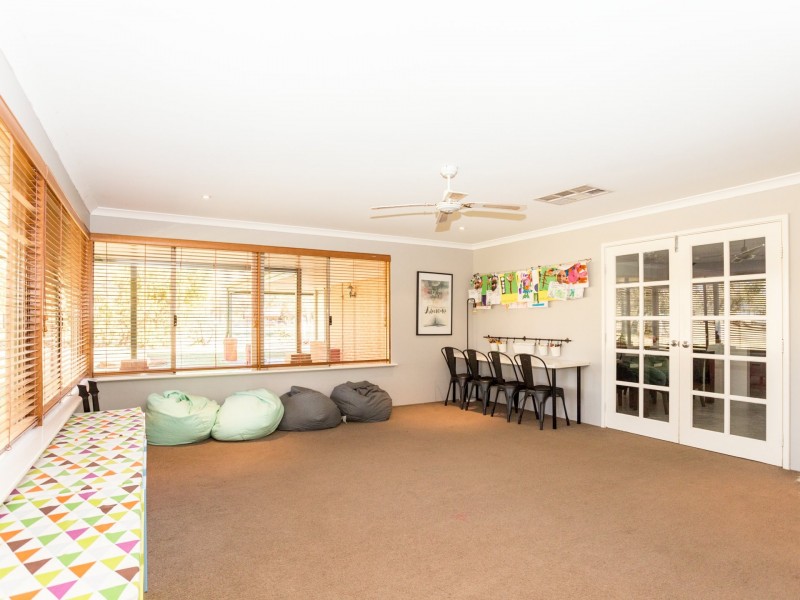 6 Kookaburra Close, Myalup WA 6220