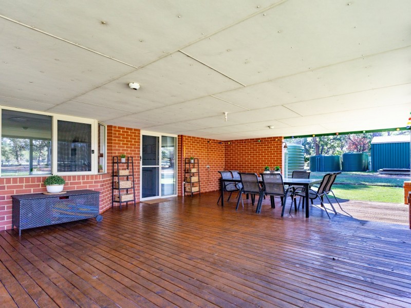 6 Kookaburra Close, Myalup WA 6220