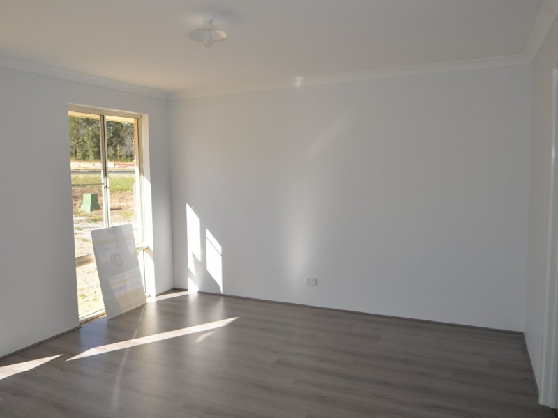 13 Barrington Knight Road, Yarloop WA 6218