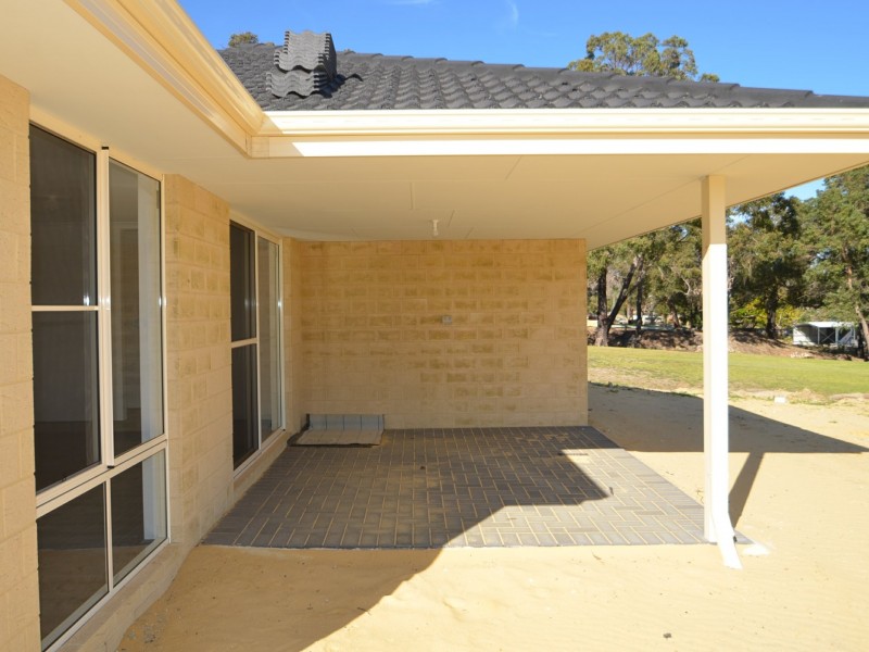 13 Barrington Knight Road, Yarloop WA 6218