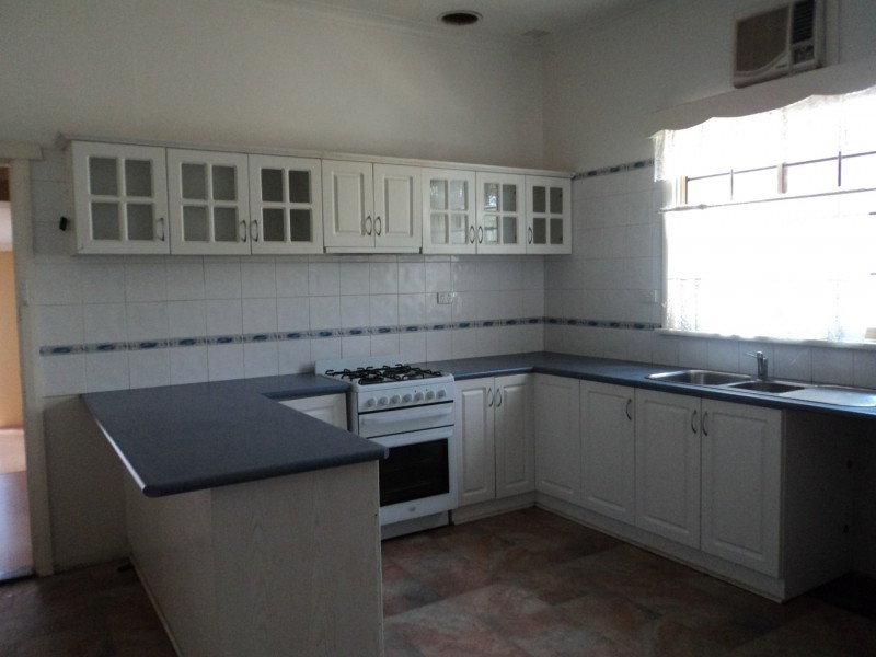 23 Hackett Road, Harvey WA 6220