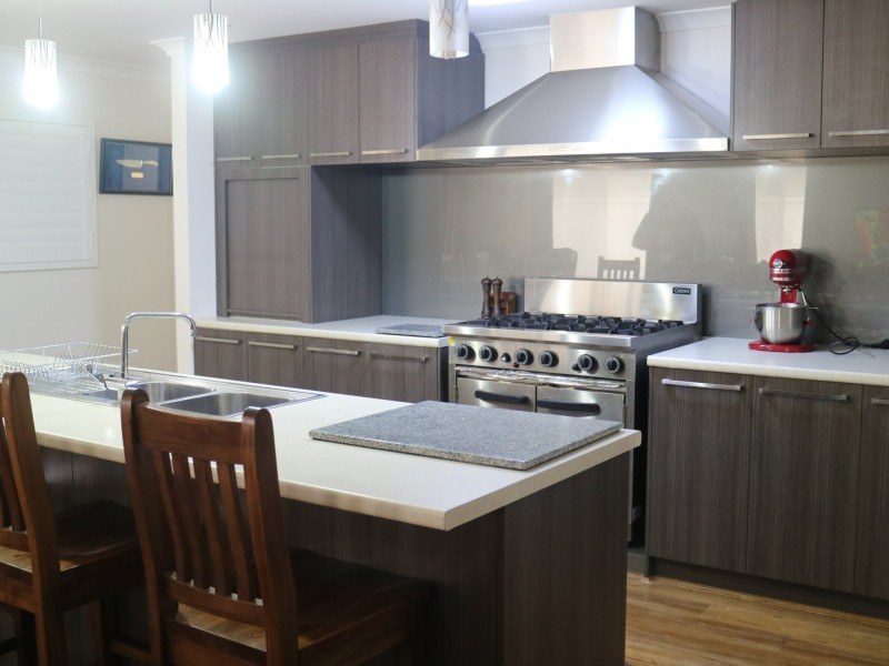 10 Raneri Avenue, Harvey WA 6220