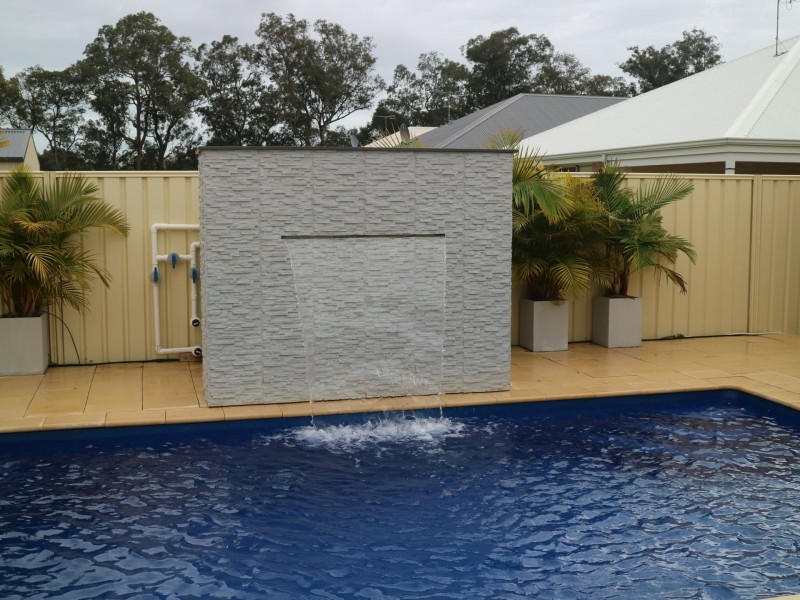 10 Raneri Avenue, Harvey WA 6220