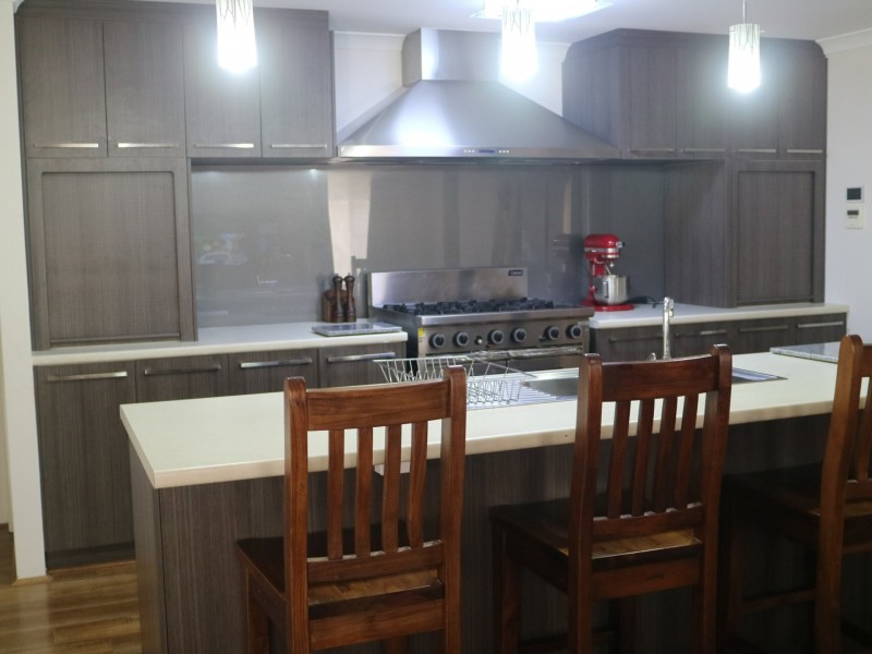 10 Raneri Avenue, Harvey WA 6220