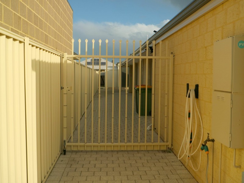 10 Raneri Avenue, Harvey WA 6220