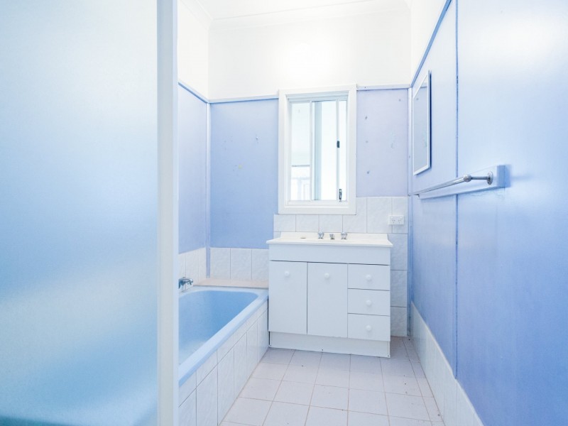 13 Hackett Road, Harvey WA 6220