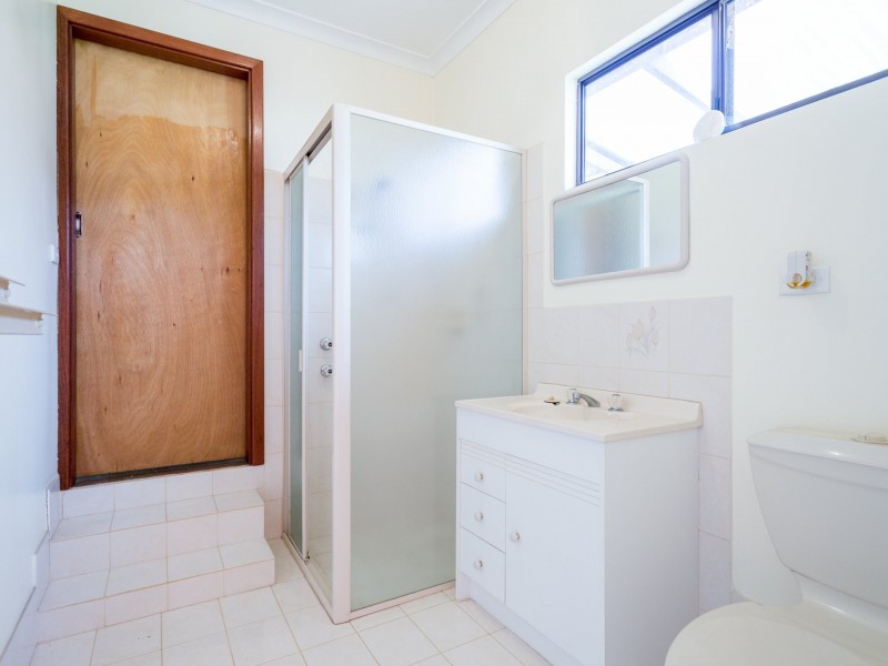 13 Hackett Road, Harvey WA 6220