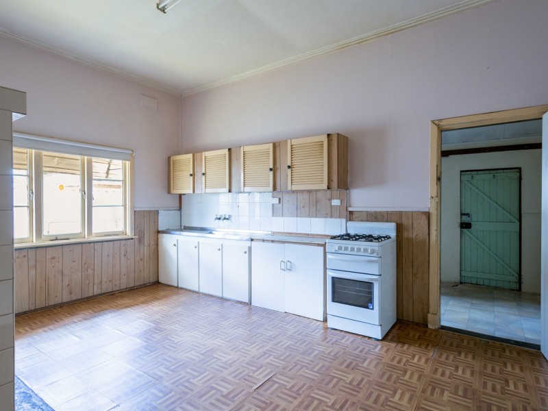 12 Harvey Street, Harvey WA 6220