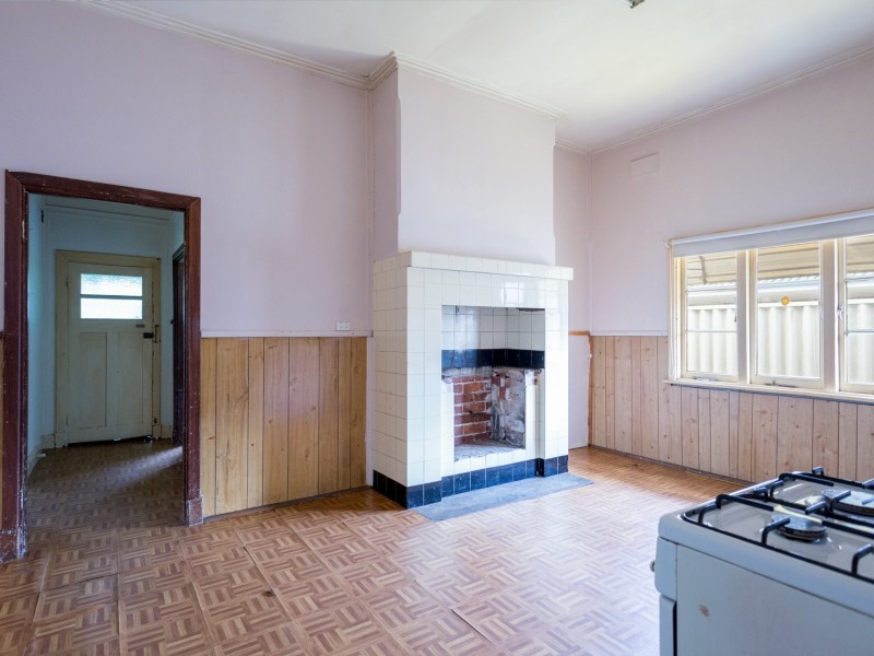 12 Harvey Street, Harvey WA 6220