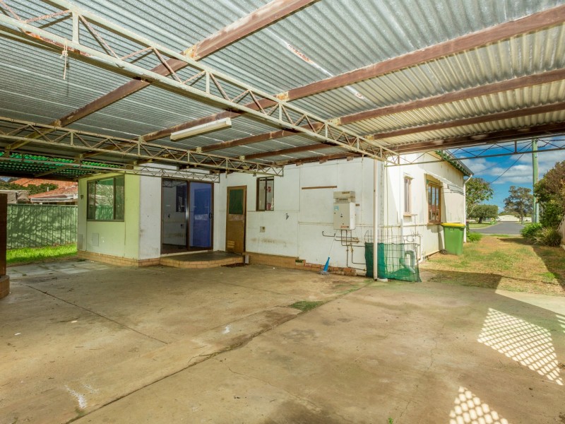 12 Harvey Street, Harvey WA 6220