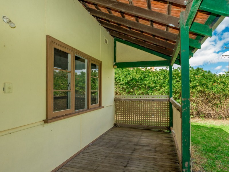 12 Harvey Street, Harvey WA 6220