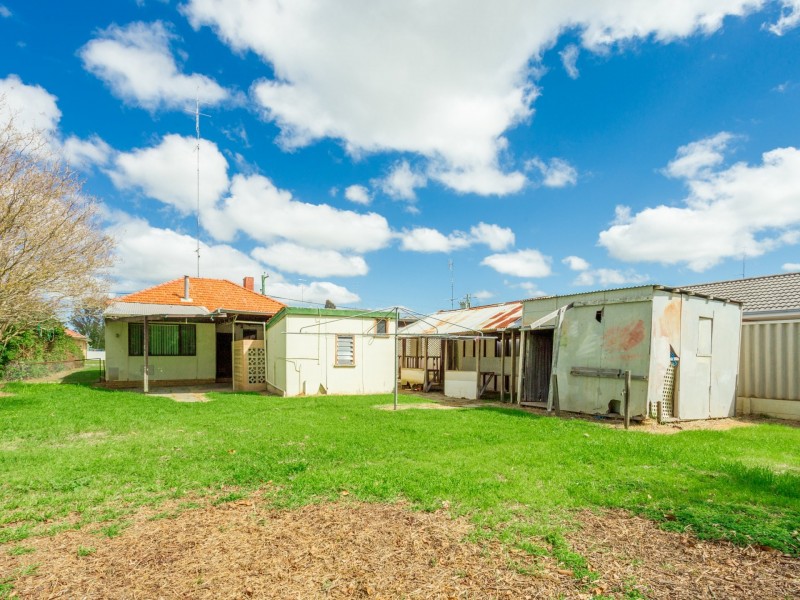 12 Harvey Street, Harvey WA 6220