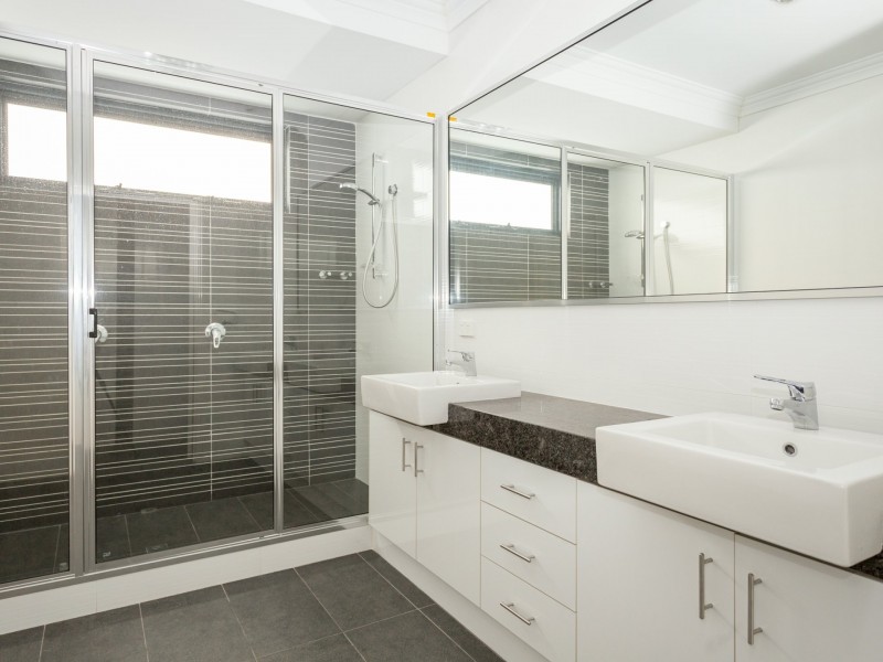 110 Herbert Road, Harvey WA 6220