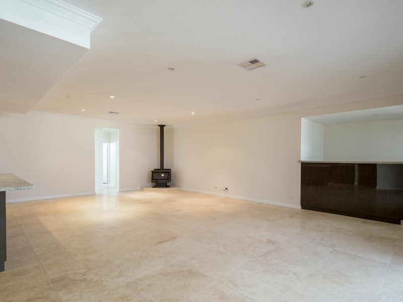 110 Herbert Road, Harvey WA 6220