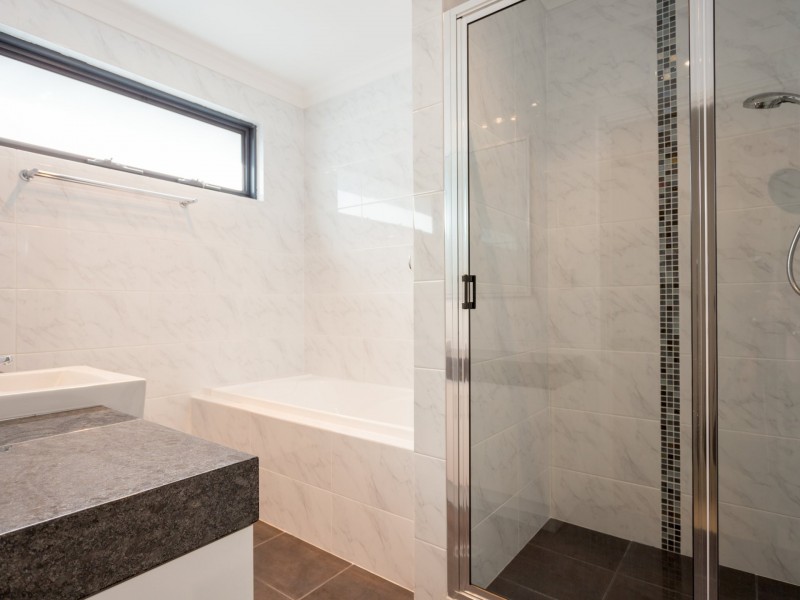 110 Herbert Road, Harvey WA 6220