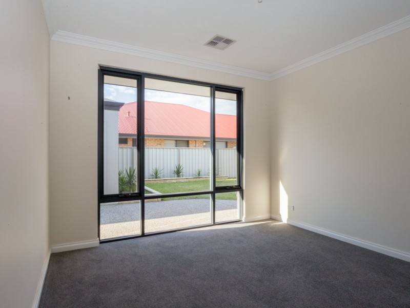 110 Herbert Road, Harvey WA 6220