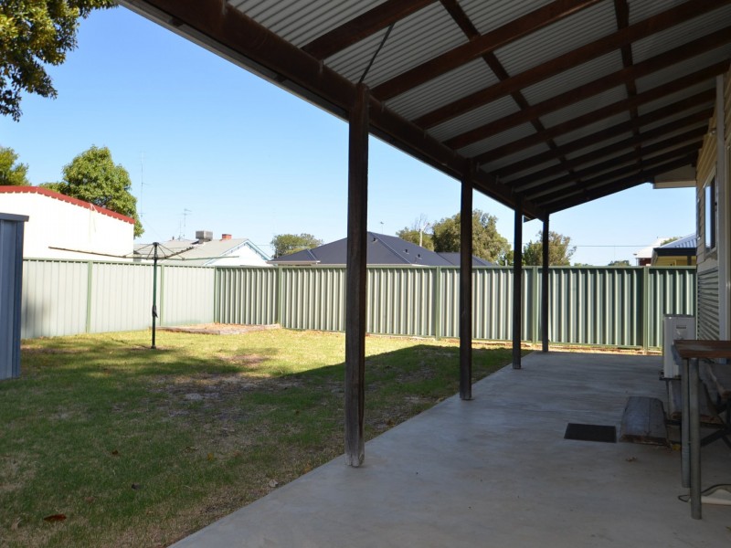 24 Harper Street, Harvey WA 6220