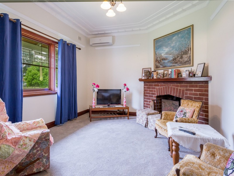 15 Newell Street, Harvey WA 6220