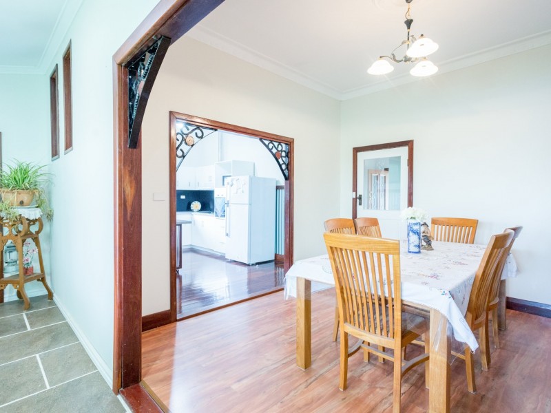 15 Newell Street, Harvey WA 6220