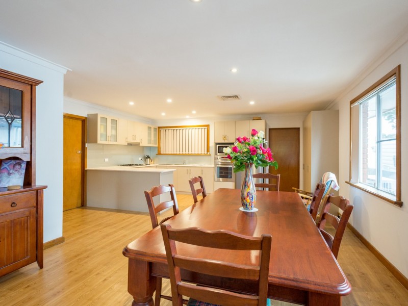 4 Grieves Street, Harvey WA 6220