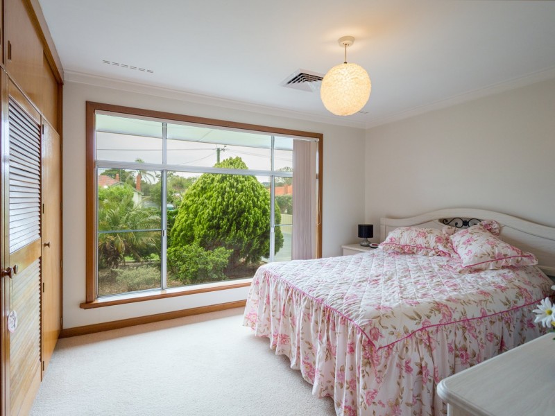 4 Grieves Street, Harvey WA 6220