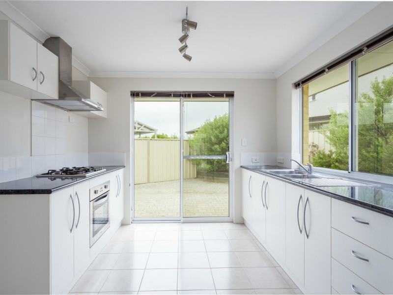 Unit 6/16 Jacobs Drive, Harvey WA 6220