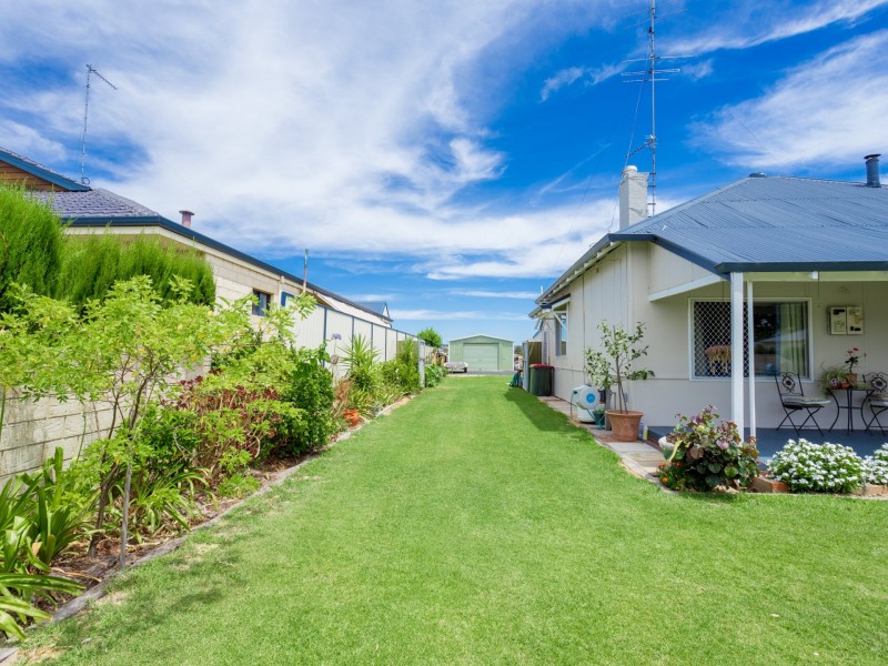 Unit 6/16 Jacobs Drive, Harvey WA 6220