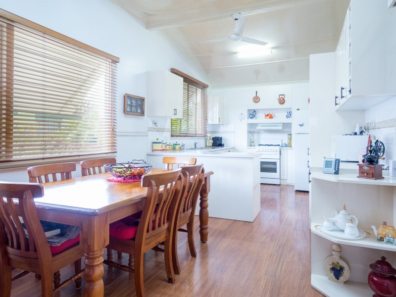 34 Uduc Road, Harvey WA 6220