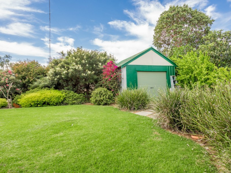 34 Uduc Road, Harvey WA 6220