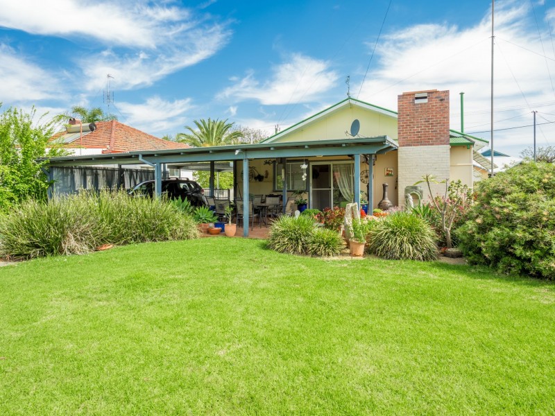 34 Uduc Road, Harvey WA 6220