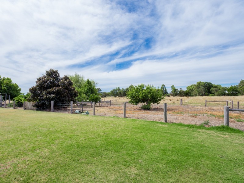 209 Korijekup Avneue, Harvey WA 6220