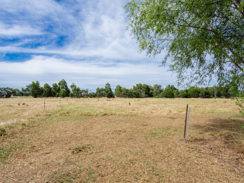 209 Korijekup Avneue, Harvey WA 6220