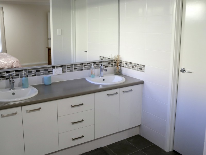 19 Minella Road, Harvey WA 6220