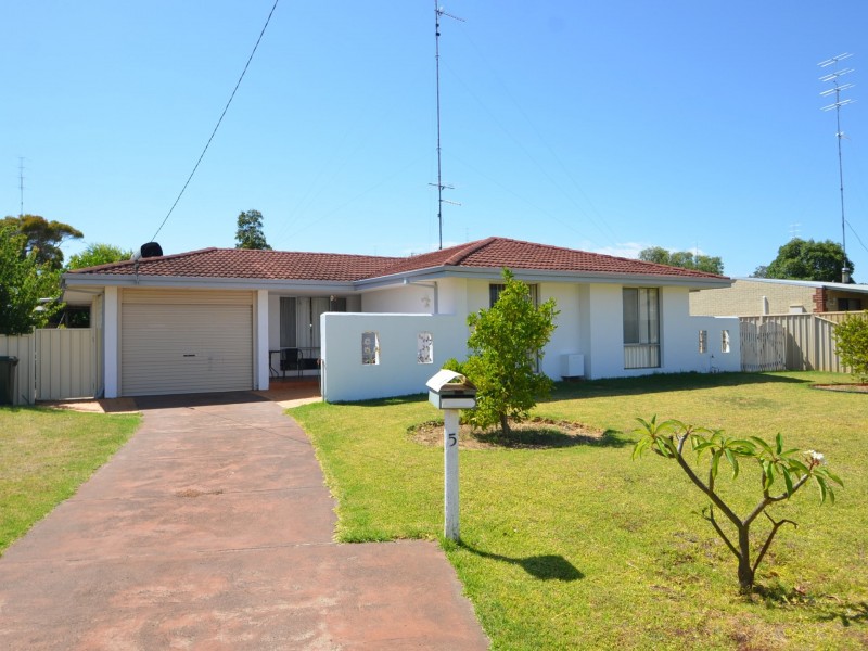 5 Gerschow Avenue, Harvey WA 6220
