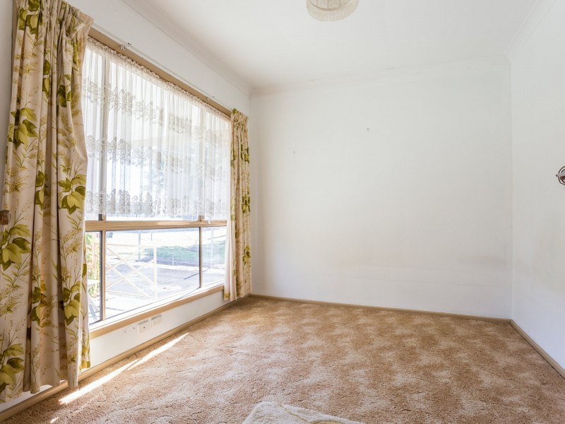 16 Roy Street, Harvey WA 6220