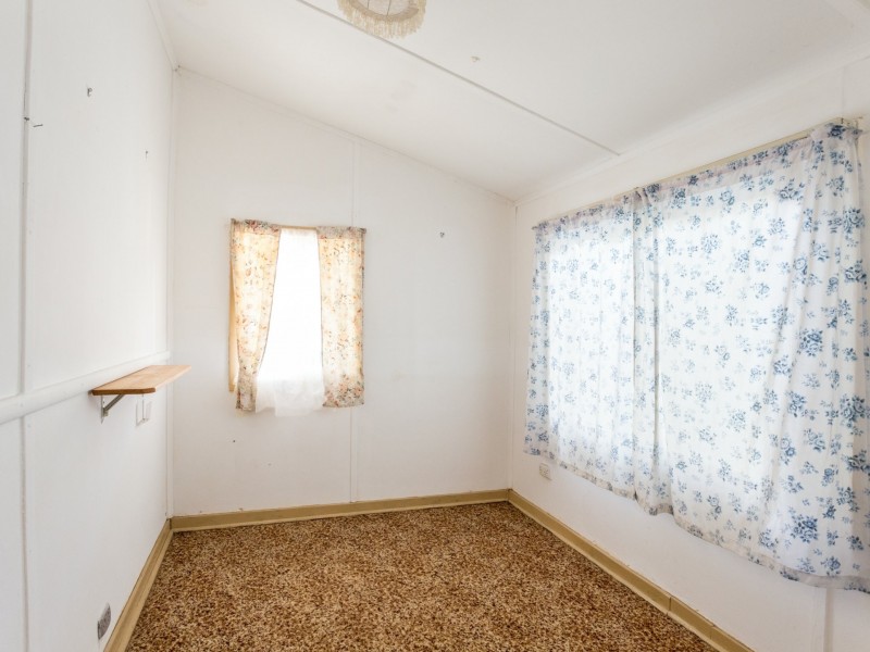 16 Roy Street, Harvey WA 6220