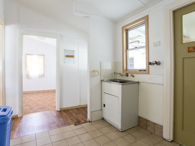 16 Roy Street, Harvey WA 6220