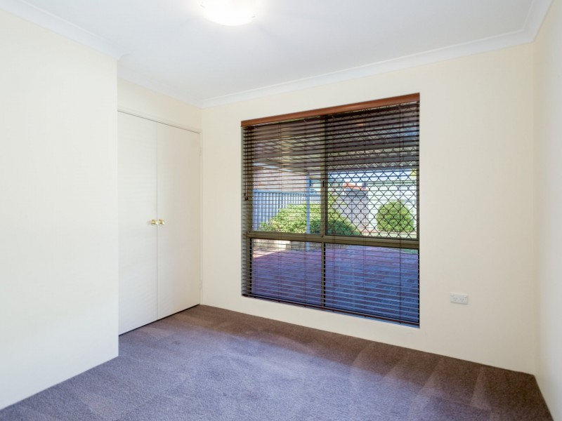 4 Young Street, Harvey WA 6220