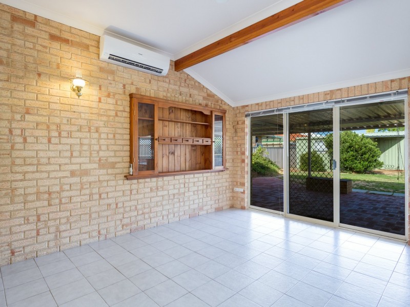 4 Young Street, Harvey WA 6220