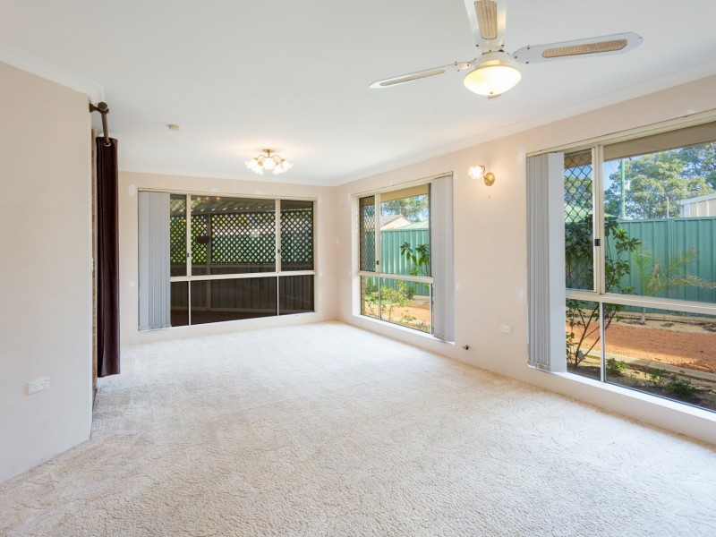 4 Young Street, Harvey WA 6220