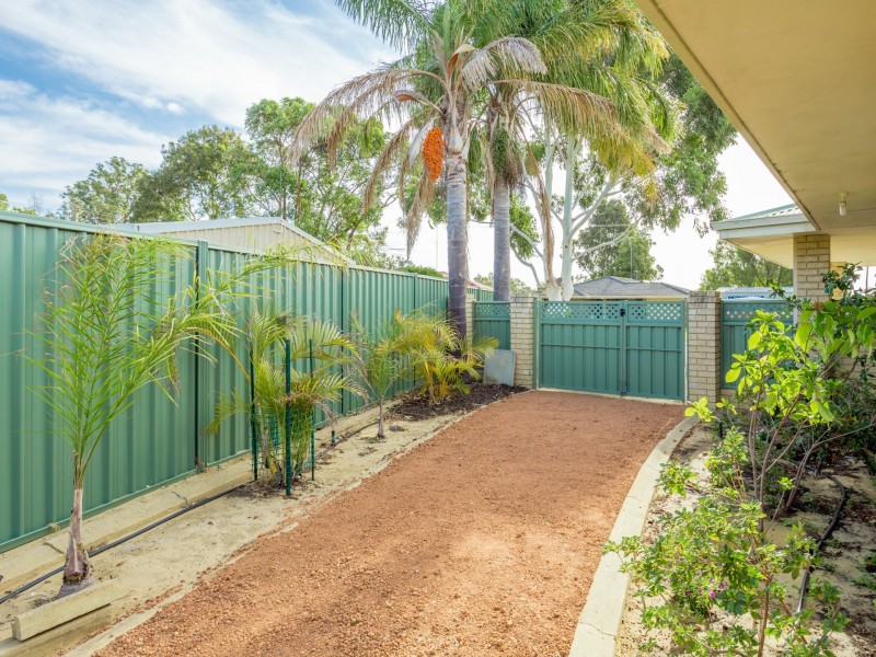 4 Young Street, Harvey WA 6220