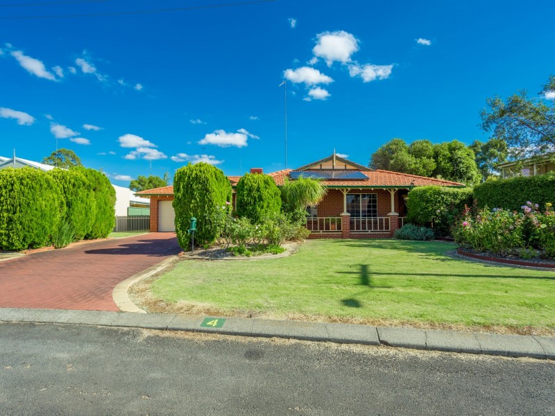 4 Stanford Court, Harvey WA 6220